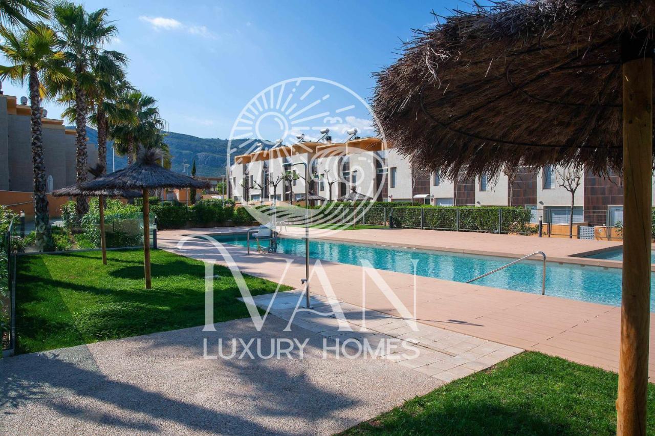 Casa Oromar Ivan Luxury Homes Chalet Adosado أوروبيسا ذيل مار المظهر الخارجي الصورة